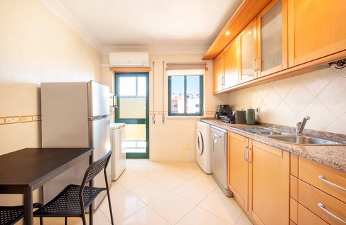 Moita Apartment | GuestReady - A sunny home in Moita