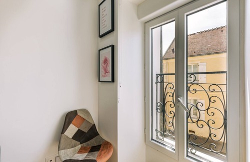 Montevrain Apartment | Discover GuestReady: Cozy Studio Steps from Disneyland