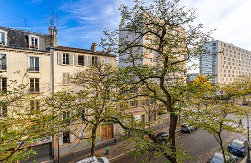 Combat Apartment | GuestReady - Relaxing Stay with Spa & Breakfast in 19th Arr.