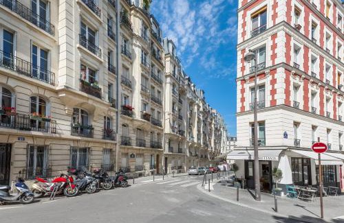 Quartier de la Salpetriere Apartment | Cozy GuestReady Apartment near Jardin des Plantes