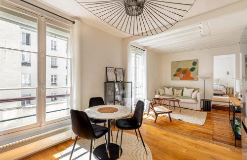 Quartier de Rochechouart Apartment | Discover GuestReady: Prime Apartment in Central Paris IX