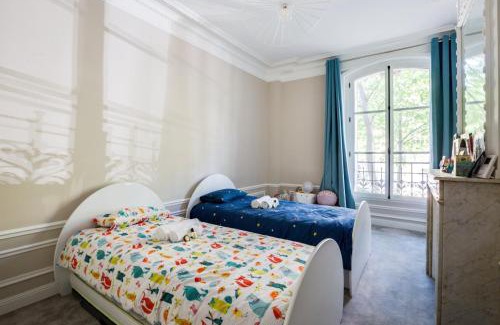 Necker Apartment | Family-Friendly Retreat Steps from the Eiffel Tower