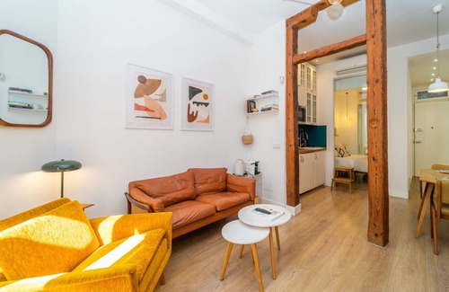 Golden Triangle of Art Apartment | Discover GuestReady in Barrio de las Letras - 9.6 Rated Stay