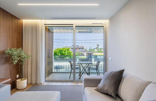 Madalena Apartment | GuestReady - Beach and Pool Escape in Gaia