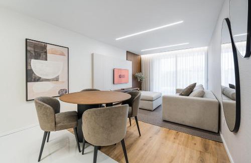 Madalena Apartment | GuestReady - Beach and Pool Escape in Gaia