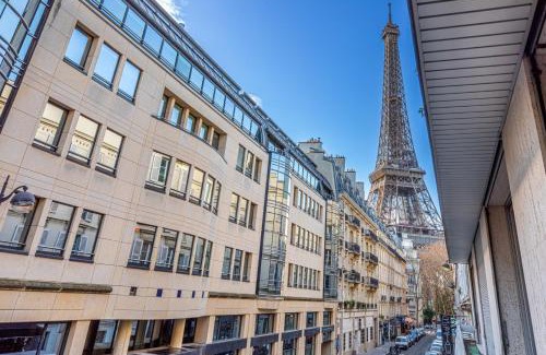 Quartier du Gros-Caillou Apartment | Chic GuestReady with Eiffel Tower Views and Family Amenities