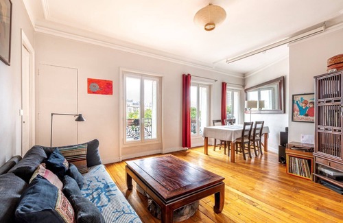 13th Arrondissement Apartment | Cozy 2BR Apartment Steps from Chinatown with Great Amenities