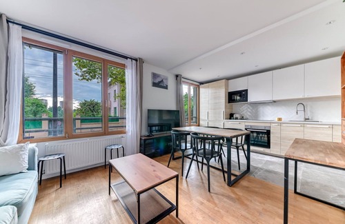 Chartreux - Saint Vincent Apartment | Family-Friendly 1BR Retreat Near City Center Awaits!
