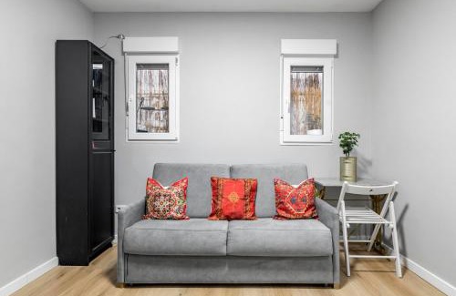 Guindalera Apartment | Cozy GuestReady Retreat in the Heart of Madrid