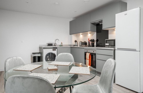 Vauxhall Apartment | GuestReady - Ideal Escape with Spa & Family-Friendly Amenities