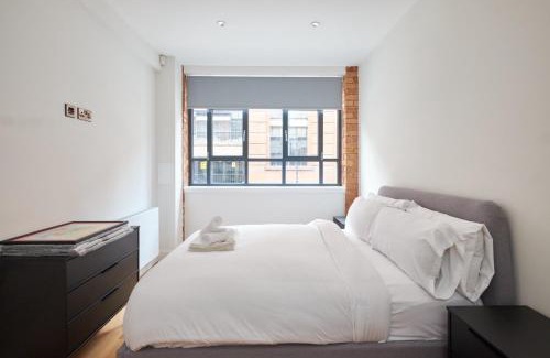 Birmingham City Centre Apartment | Enjoy a Memorable Stay at GuestReady Near City Centre