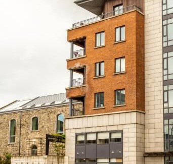The Liberties Apartment | Inviting 1BR Flat at Newmarket Hall - Family Friendly Getaway