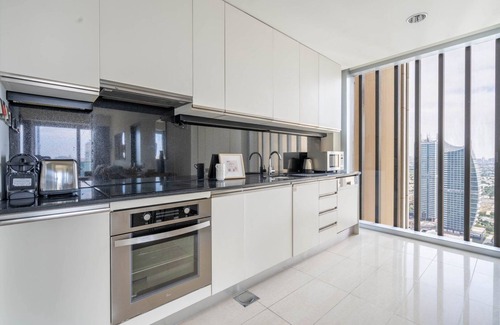 Dubai Marina Apartment | Experience GuestReady Holiday Homes in Dubai Marina