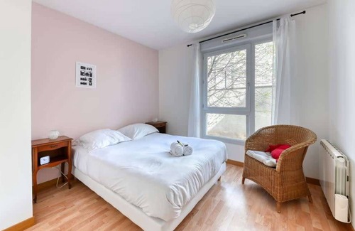 Villette - Maisons Neuves Apartment | GuestReady - Macaron Delight in the 3rd Arr.