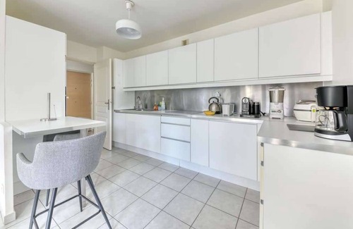 Villette - Maisons Neuves Apartment | GuestReady - Macaron Delight in the 3rd Arr.