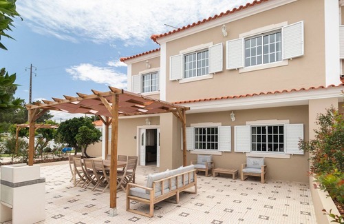Palhais Apartment | Cozy Magalhães Cottage 5 in Penalva with Great Amenities