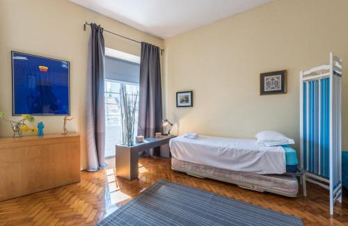 Centro / Baixa Apartment | Affordable Minimalistic Studio in Downtown - Family-Friendly