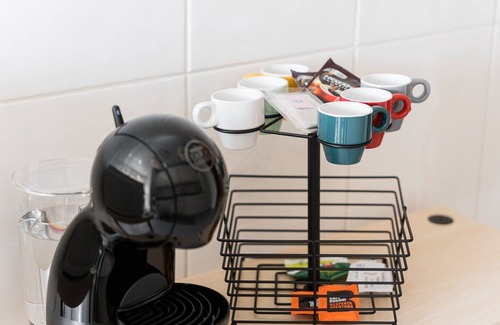 Aldoar Apartment | Modern Apartment Steps from Matosinhos Beach with Breakfast