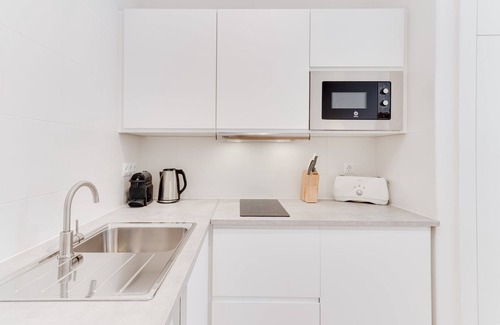 La Victoria Apartment | GuestReady - Modern studio near Malaga Centre