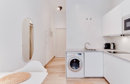 La Victoria Apartment | GuestReady - Modern studio near Malaga Centre