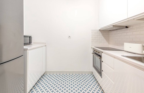 Restelo Apartment | Elegant 1-Bedroom Suite in Historic Neoclassical Building