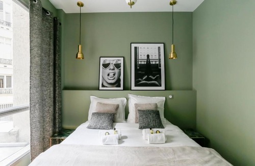 Palais-Royal Apartment | Modern 2-Bedroom Retreat near Palais Royal & Louvre
