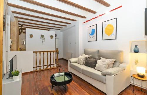 La Seu Apartment | Relaxing Retreat in Valencia's Old Town - Family Friendly