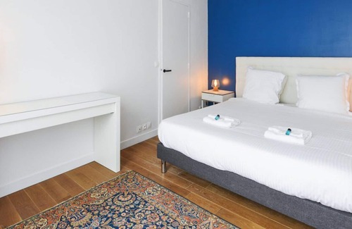 Passy Apartment | Experience GuestReady: Eiffel Tower Views in 16th Arr.