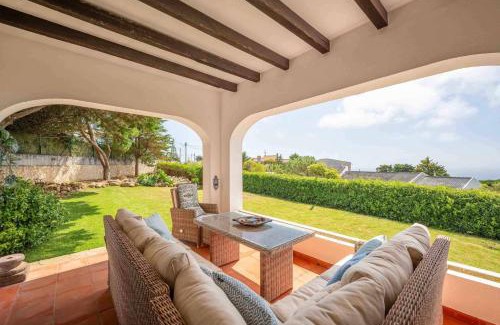 Azoia Apartment | GuestReady - Scenic Getaway in Colares