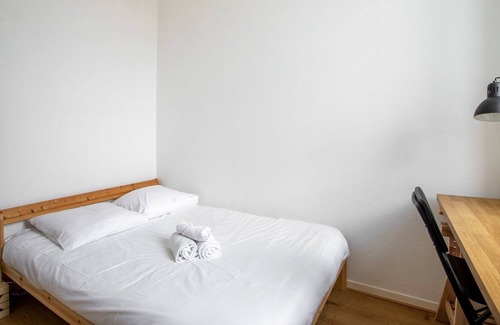 Griffon - Royale Apartment | GuestReady-Spacious apt on slopes of Croix-Rousse