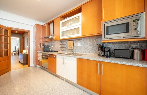 Barcarena Apartment | GuestReady - Inviting Residence with Family-Friendly Amenities