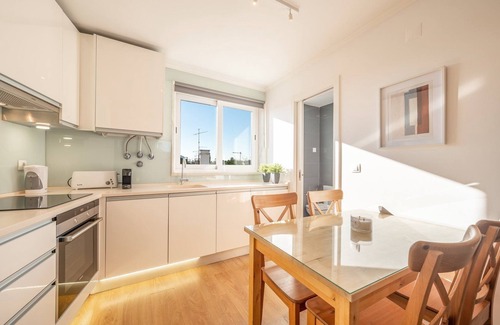 Belem Apartment | Delightful GuestReady Escape in Belém - Rated 9.8/10