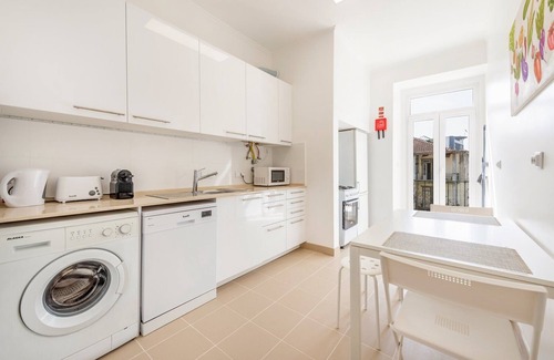 Sao Jorge de Arroios Apartment | Discover GuestReady - Spacious 3 Bedroom Apt in Saldanha