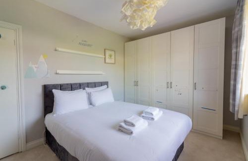 Dublin House | Serene Getaway at GuestReady in Kimmage - Family Friendly