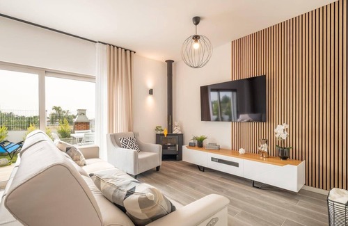 Carrasqueira House | GuestReady - Trendy break in Sesimbra
