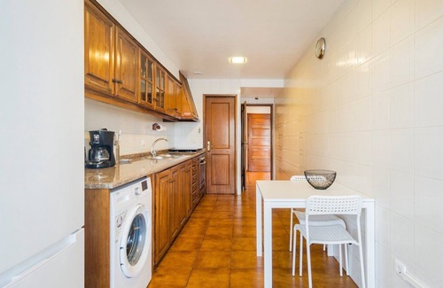 Sao Joao do Souto Apartment | Relax at Ryan's Place: Family-Friendly & Accessible Stays