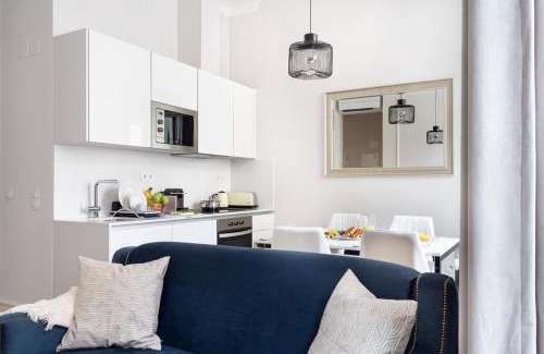 Baixa Apartment | Stylish 2BR Apt Minutes from Santa Justa Lift - Family Friendly