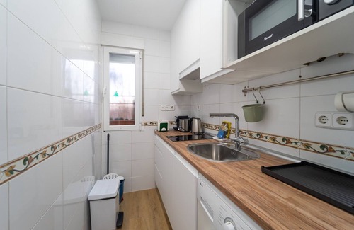 Guindalera Apartment | GuestReady - Inviting Retreat with Spa in Madrid