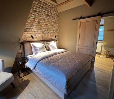 Sint-Gillis Bed & Breakfast | Top-Rated Guestsuite Couvert with Family-Friendly Amenities