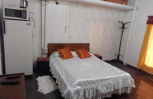 Junin Department Apartment | Budget-Friendly Stay at Guiñazú - Child Friendly Retreat