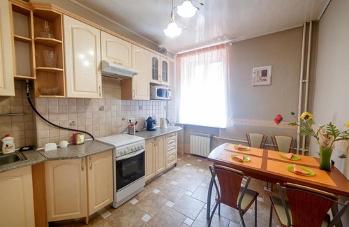 Minsk City Centre Apartment | Discover Minsk: Pet-Friendly Stay at Karla Marksa Hotel