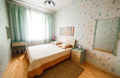 Minsk City Centre Apartment | Discover Minsk: Pet-Friendly Stay at Karla Marksa Hotel