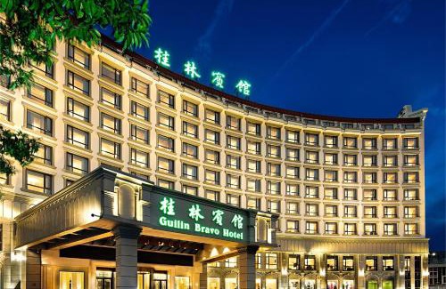 Guilin City Centre Hotel | Guilin Bravo Hotel: 5-Star Stay with Pool & Breakfast