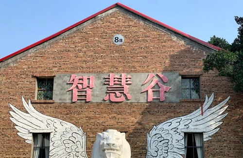 Diecai Apartment | Guilin Changshe Hotel: Family-Friendly Stay in Scenic Locale
