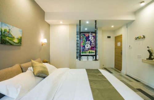 Xiufeng Hotel | Family-Friendly Stay at Guilin Lakeside Yige Hotel