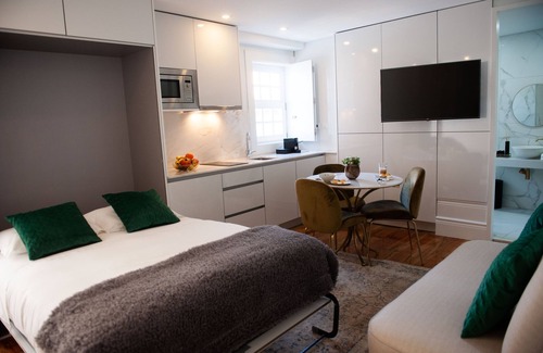 Guimaraes Bed & Breakfast | Relax at Guimarães IN: Family-Friendly with Spa & Breakfast