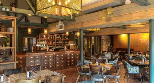 Icklingham Hotel | Discover the Cozy Guinness Arms: 4-Star, Pet-Friendly Stay
