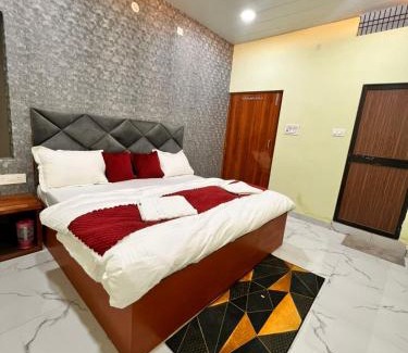 Varanasi Bed & Breakfast | Gulab Residency