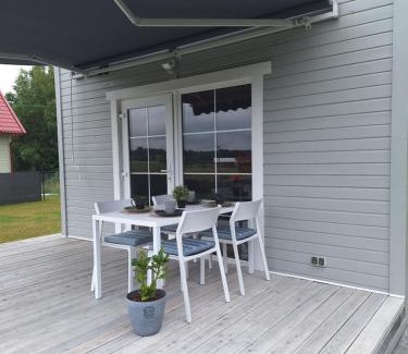 Morag House | Inviting Gulbity House: Pet-Friendly with Pool & Family Fun