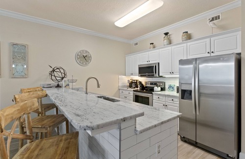 Orange Beach East Condo | Ocean View Condo with Pool & Grill | Guest Rated 10/10